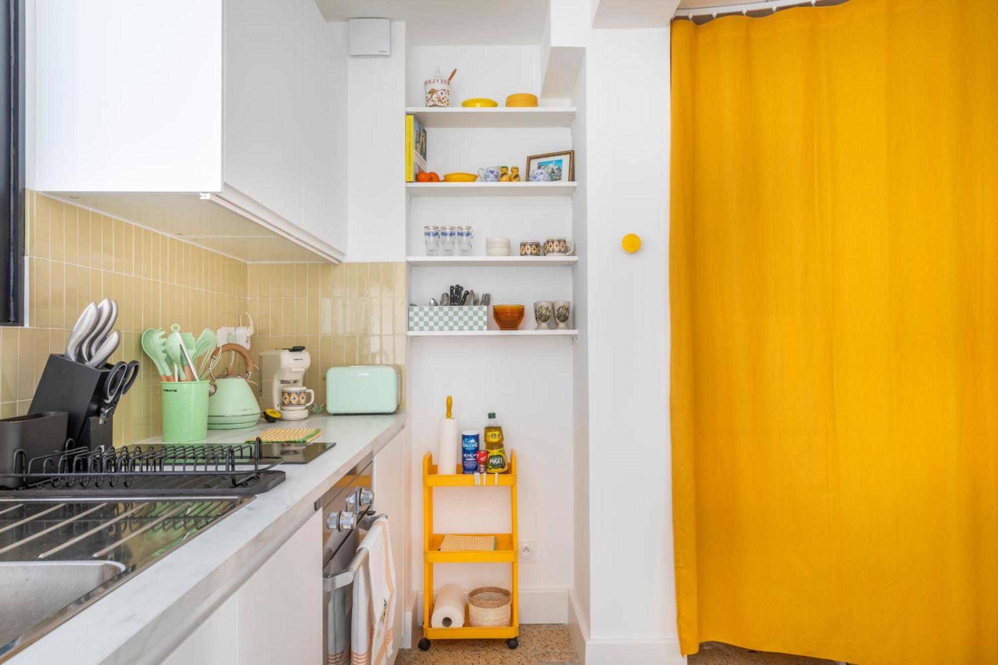 Petit Jaune, T2 Centre Ville Marseille Avec Balcon Exterior foto