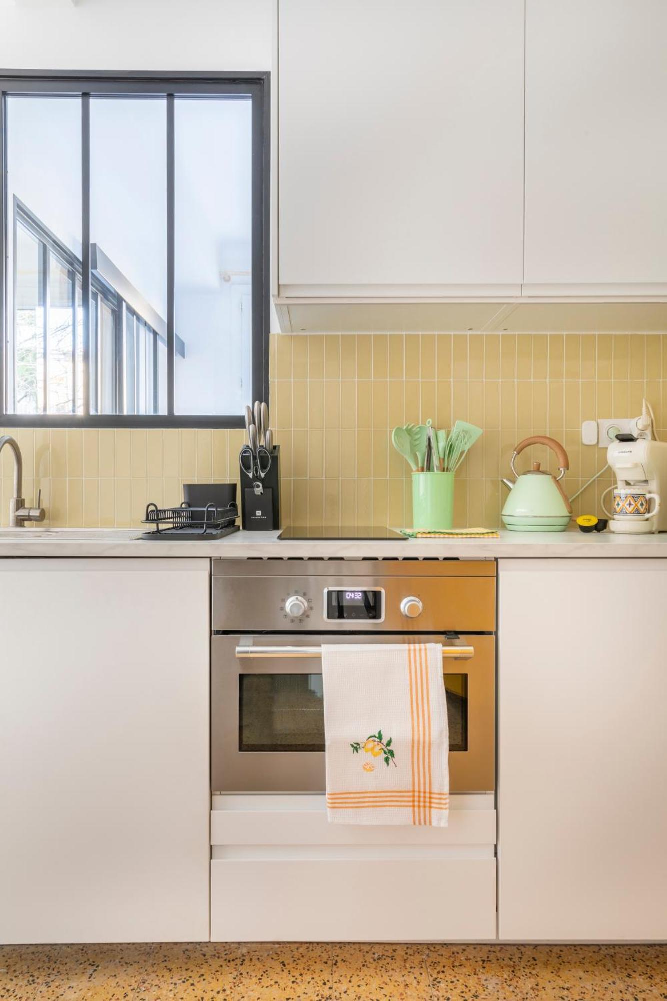 Petit Jaune, T2 Centre Ville Marseille Avec Balcon Exterior foto